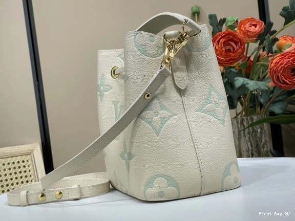 Firstbags ru VUITTON BB NÉONOÉ LOUIS 0709